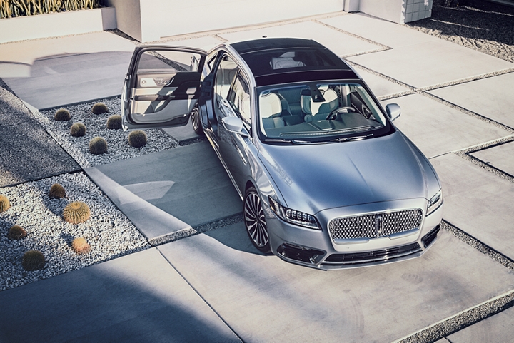 2020 Lincoln Continental 80th Anniversary Coach Door ...