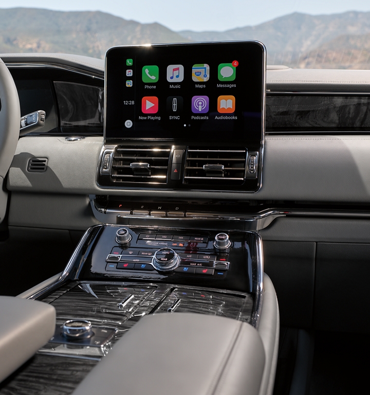 2020 Lincoln Navigator Price Update Interior >> 2020 Lincoln Navigator Large Luxury Suv Lincolncanada Com 2020 Lincoln Navigator Price Update Interior >> 2020 Lincoln Navigator Large Luxury Suv Lincolncanada Com