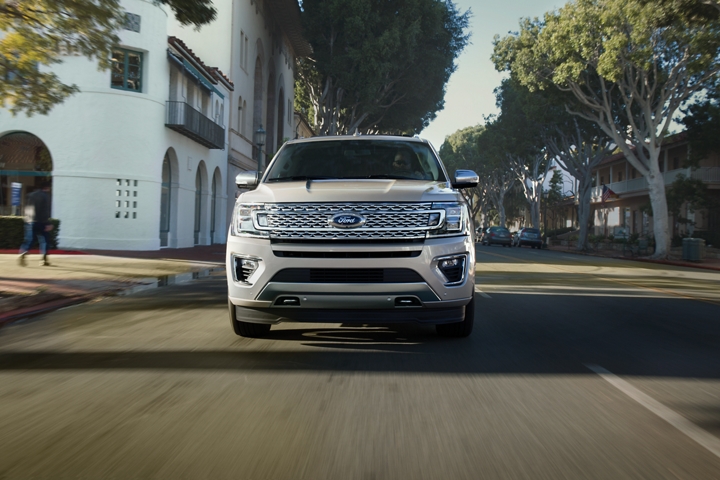 2019 Ford® Expedition SUV | Photos, Videos, Colors & 360° Views | Ford.com