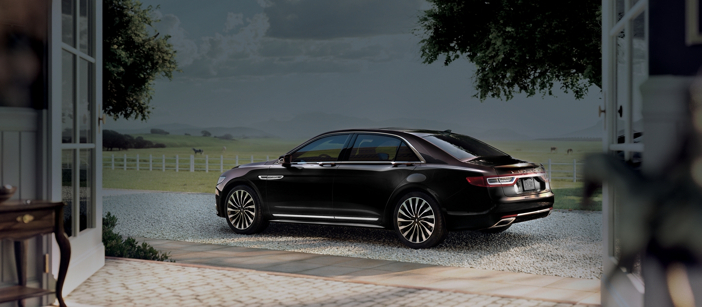 2020 Lincoln® Black Label Continental Midsize Luxury Sedan